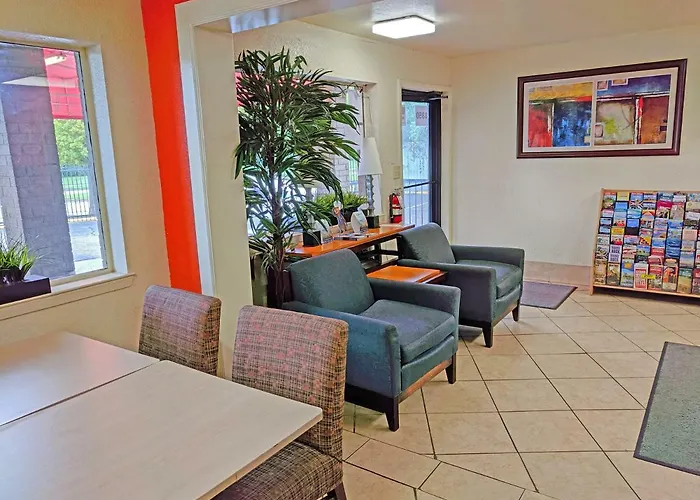 Travelodge By Wyndham Houston Hobby Airport