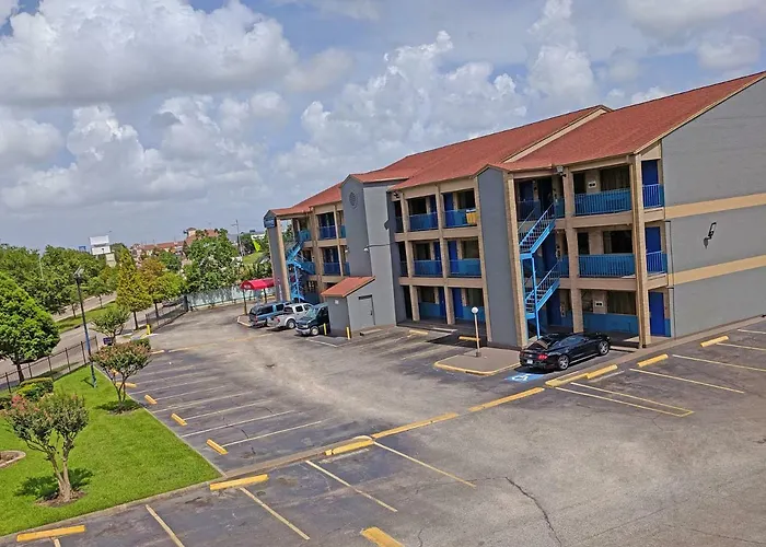 Travelodge By Wyndham Houston Hobby Airport